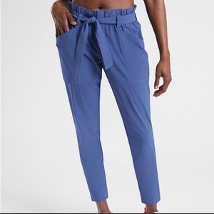 Athleta Skyline Pant in Blue (size 8)